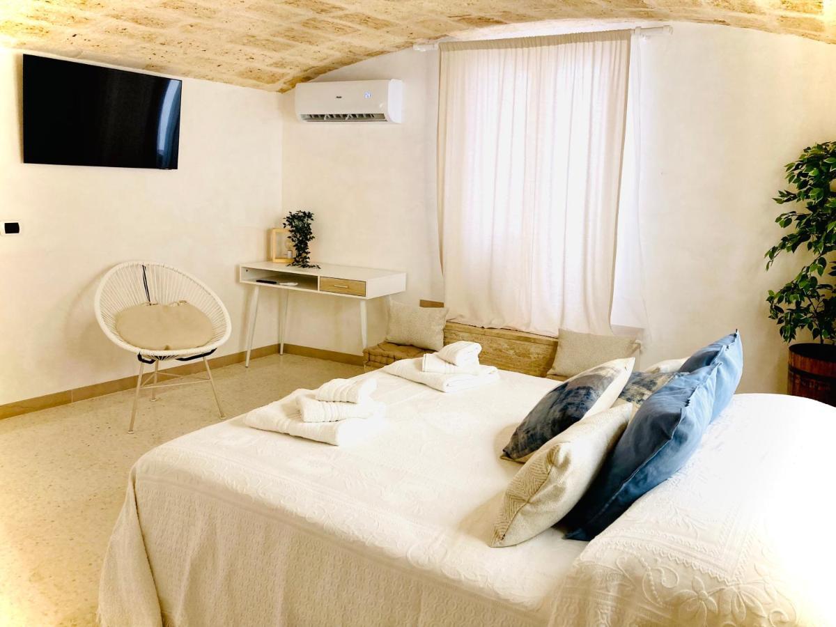 Antigua Lux Lägenhet Monopoli Exteriör bild